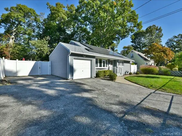 177 Allers BLVD, Roosevelt, NY 11575