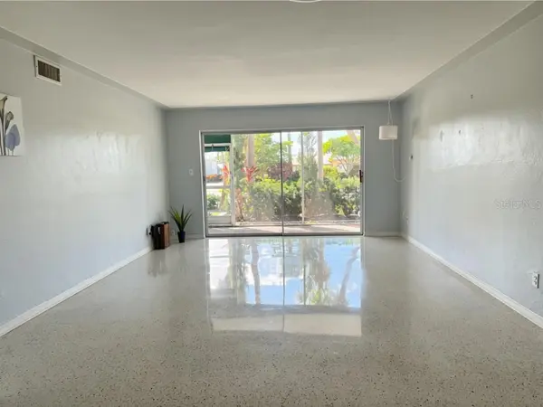 4300 37TH ST S #2, St Petersburg, FL 33711