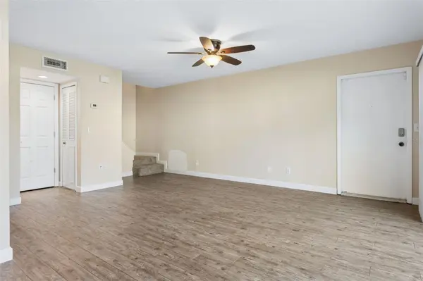 6341 TREETOP CIR #6341, Temple Terrace, FL 33617