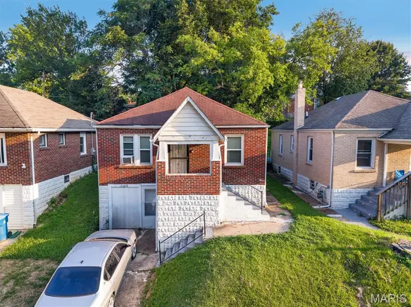 4608 June AVE, St Louis, MO 63121