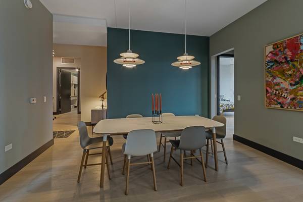 367 W Locust ST #507, Chicago, IL 60610