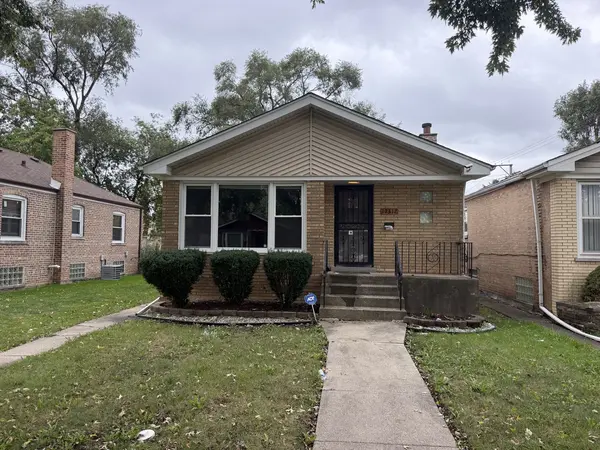 12312 S May ST, Calumet Park, IL 60827