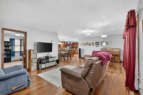 303 Cherry Hill DR, Mount Carmel, IL 62863