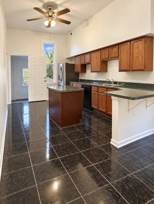 4436 S Indiana AVE #2, Chicago, IL 60653