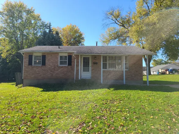 945 N Brinton AVE, Dixon, IL 61021