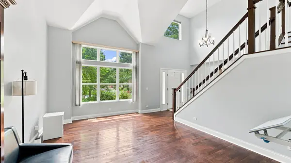 2219 Haider AVE, Naperville, IL 60564