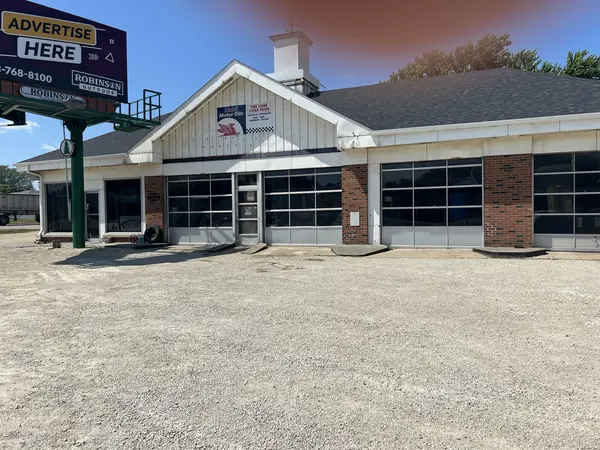 1214 Washington ST, Mendota, IL 61342