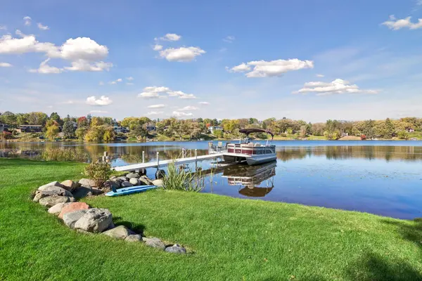 4740 Killarney DR, Golden Valley, MN 55422