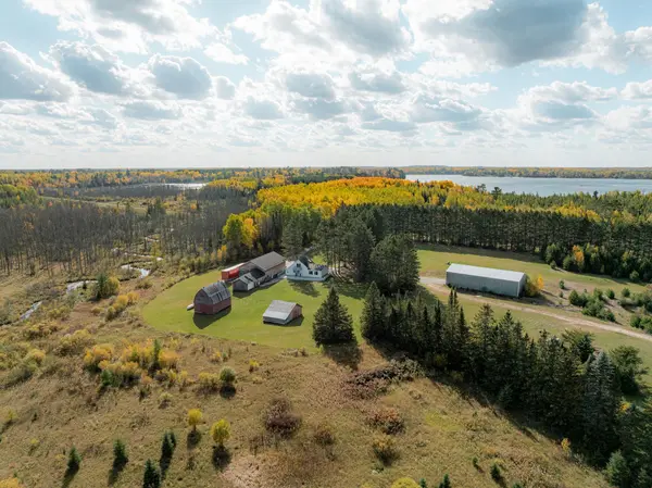 2700 Elliot's Lake RD, Eveleth, MN 55734