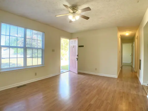 833 Washington Ave, Oak Grove, KY 42262