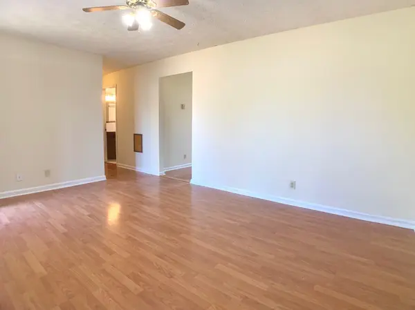 833 Washington Ave, Oak Grove, KY 42262