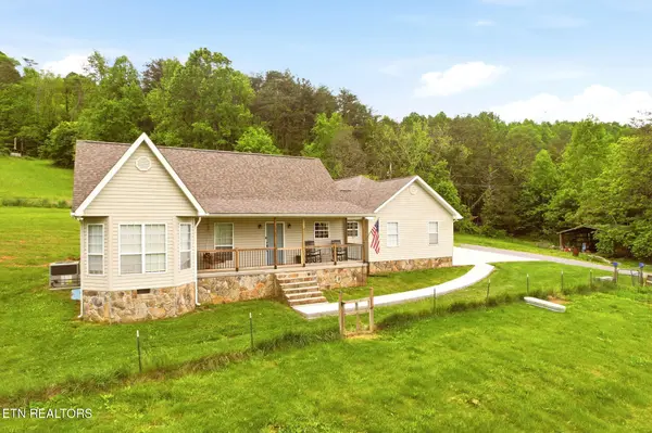 235 Raccoon Valley Rd, Maynardville, TN 37807