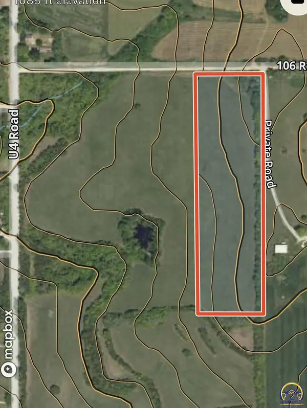 16550 106th St, Hoyt, KS 66440
