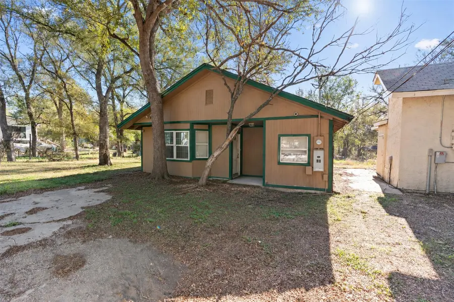 151 High Ridge DR, Del Valle, TX 78617
