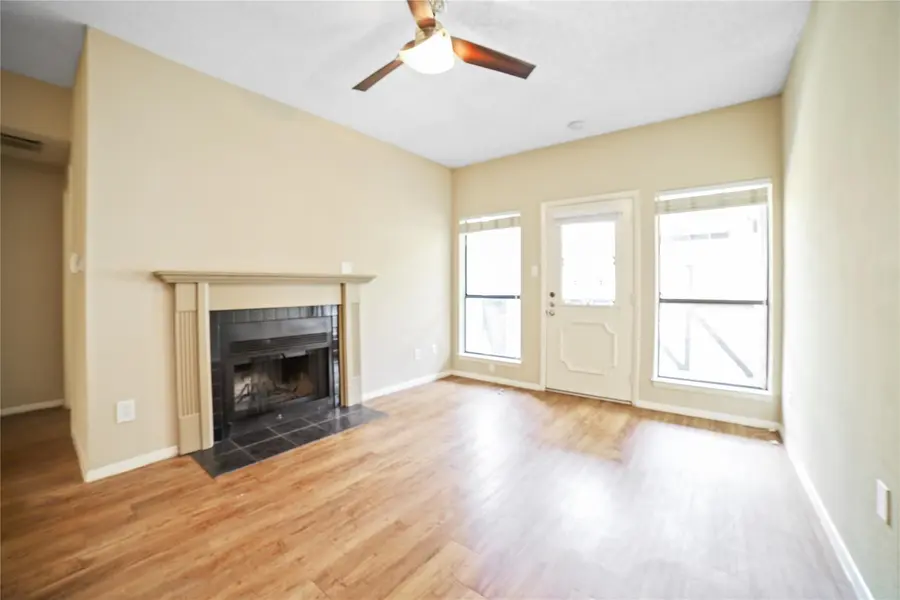 806 W 24th ST #233, Austin, TX 78705