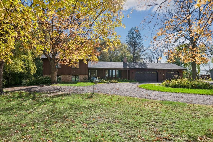 5275 Pagenkopf RD, Independence, MN 55359