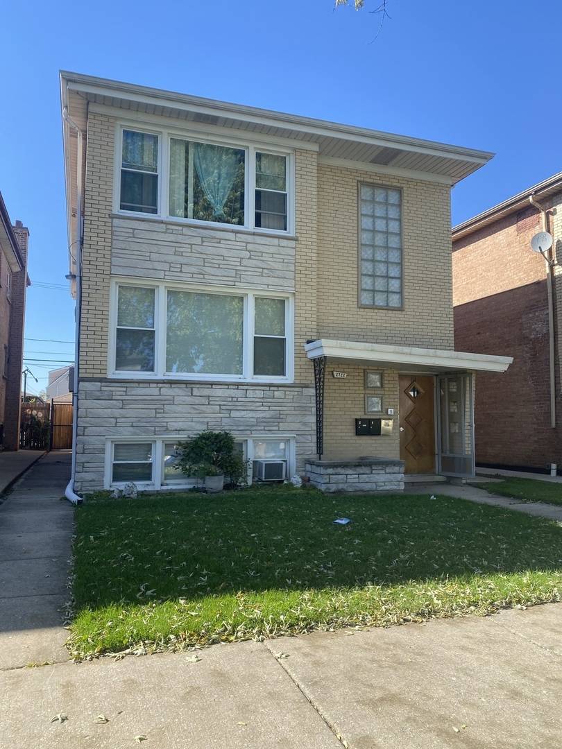 2722 N MULLIGAN AVE, Chicago, IL 60639