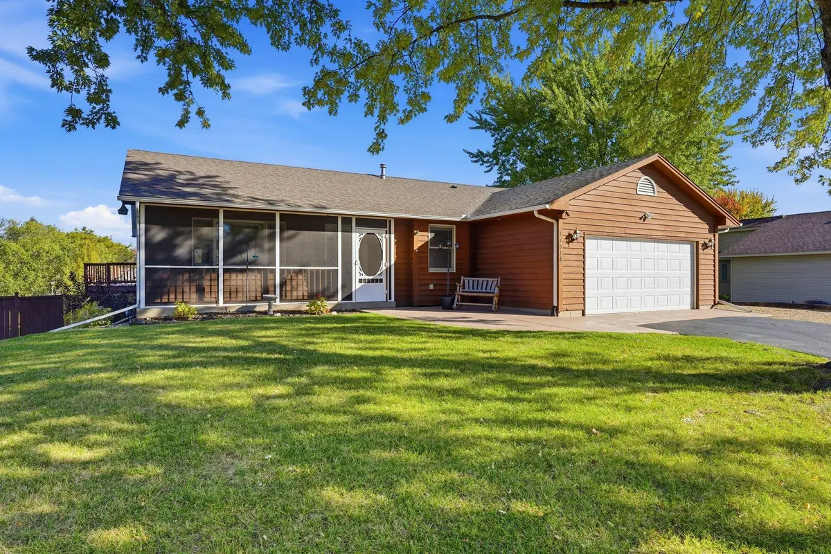 17314 Greentree PATH, Lakeville, MN 55044