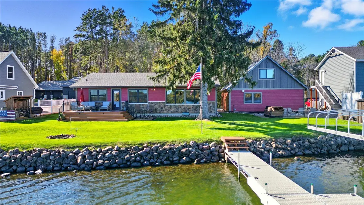 882 Walleye CT, Amery, WI 54001