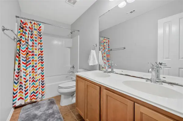517 Lark ST, Leander, TX 78641