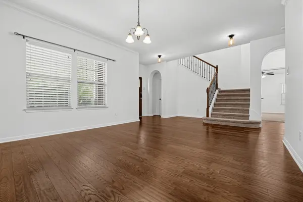 311 Sycamore ST, Georgetown, TX 78633