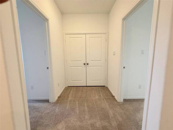 112 The Bad WAY, Jarrell, TX 76537
