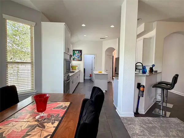 223 Bellagio DR, Lakeway, TX 78734