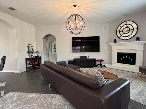 223 Bellagio DR, Lakeway, TX 78734
