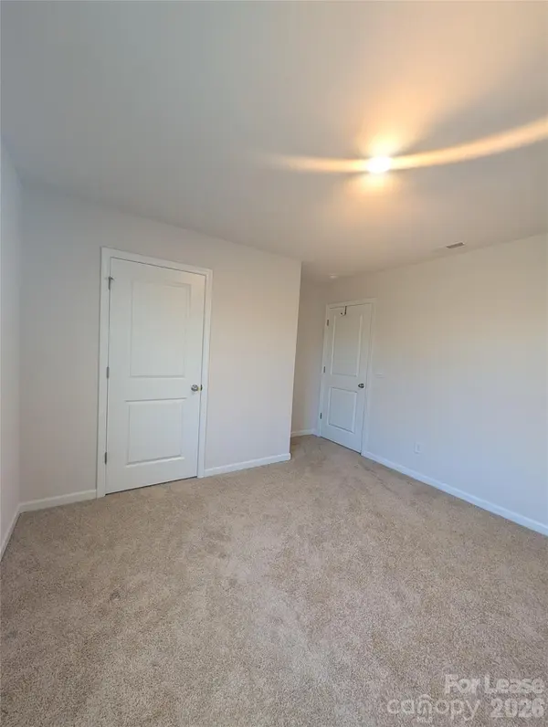 164 Ashfield LN, Lexington, NC 27292