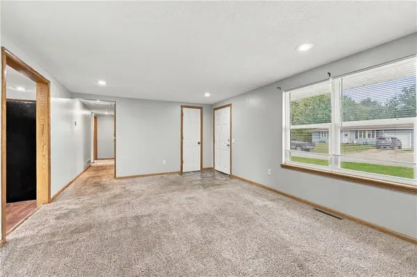 103 W Joy ST, Harrisonville, MO 64701
