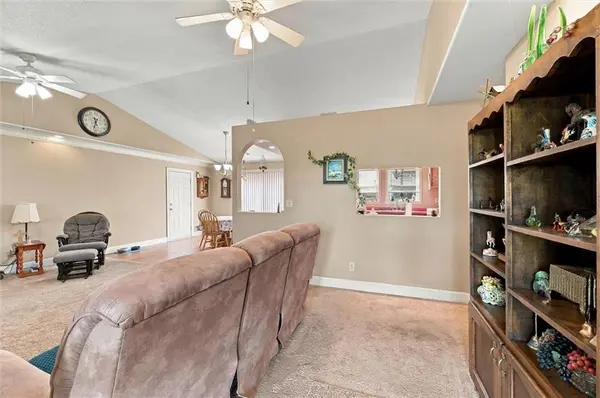 741 NE 17404 County RD, Archie, MO 64725