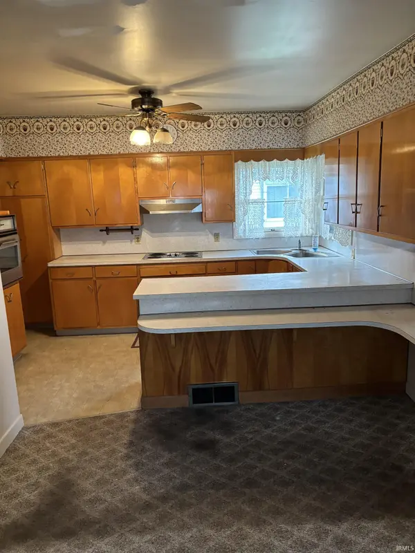 323 N 7th ST, Decatur, IN 46733