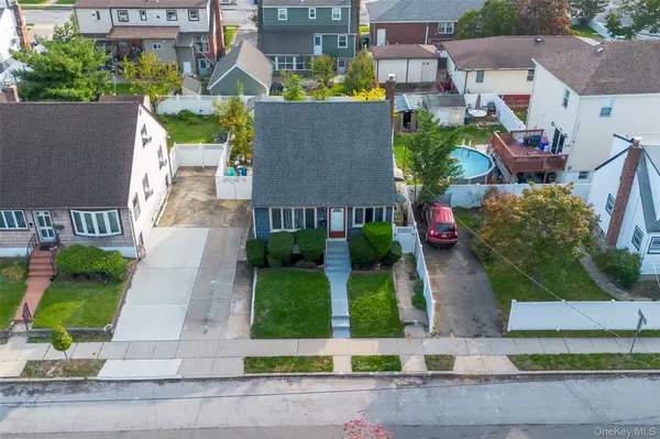 142 Washington AVE, Valley Stream, NY 11580