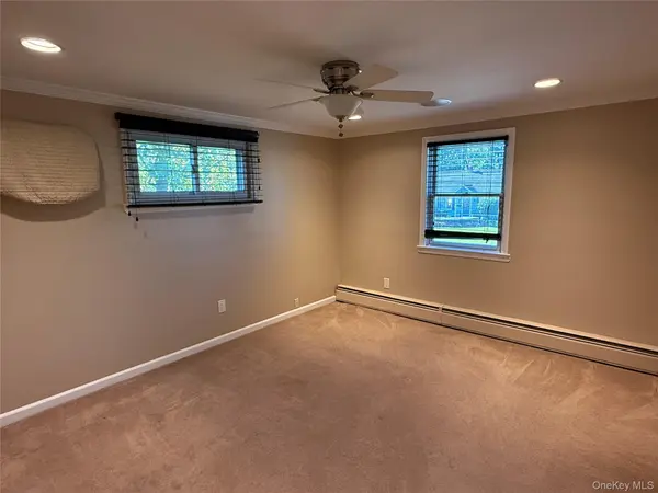 412 2nd ST, East Northport, NY 11731