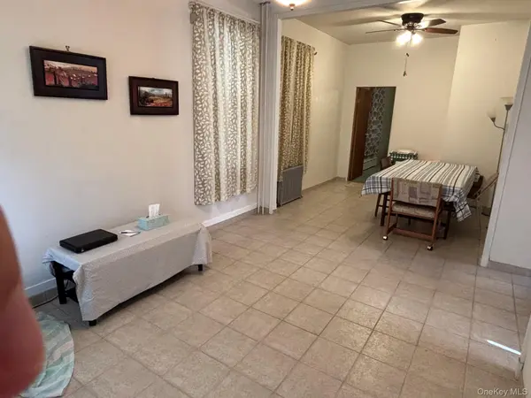 1826 120th ST, College Point, NY 11356