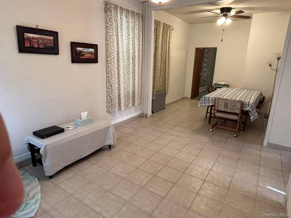 1826 120th ST, College Point, NY 11356