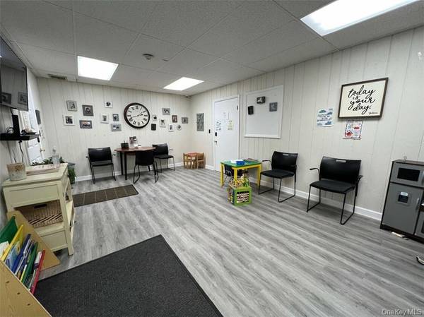572 Route 6 #physical therapy office, Mahopac, NY 10541
