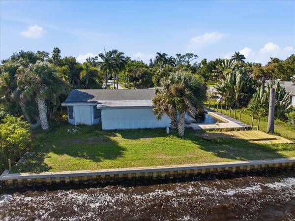 25452 SHORE DR, Punta Gorda, FL 33950