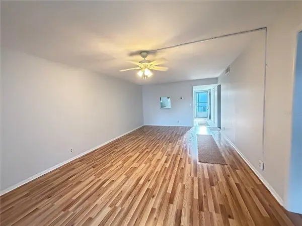 333 LAKE HOWARD DR NW #211B, Winter Haven, FL 33880