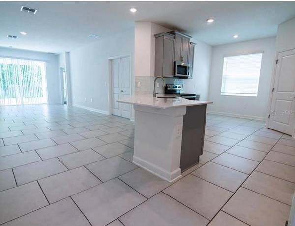 2946 CAMDEN WAY, Davenport, FL 33837