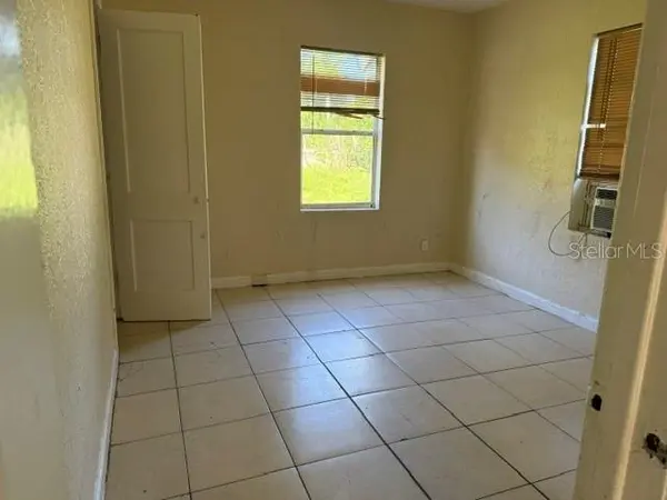 1721 GRANVILLE CT S, St Petersburg, FL 33701