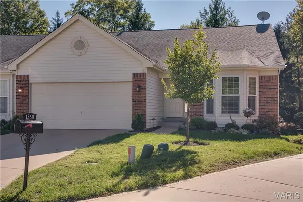 1360 Kensington Way DR, Ellisville, MO 63011