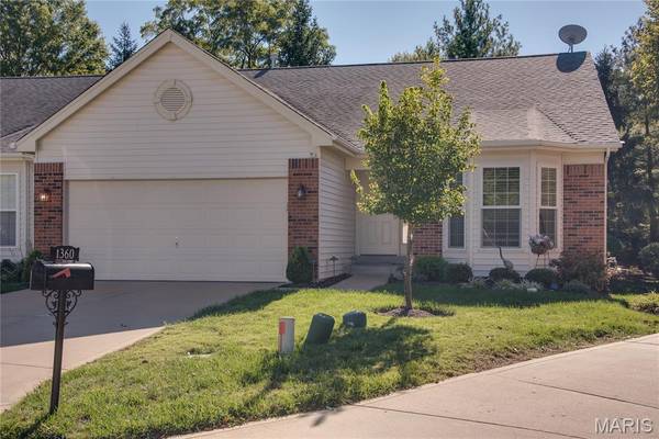 1360 Kensington Way DR, Ellisville, MO 63011