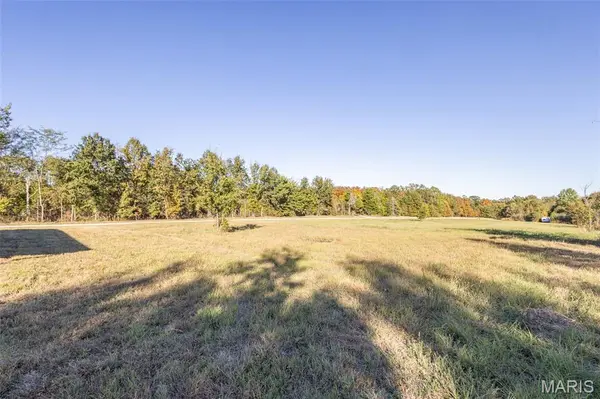 45080 Halyon TRL, Perry, MO 63462