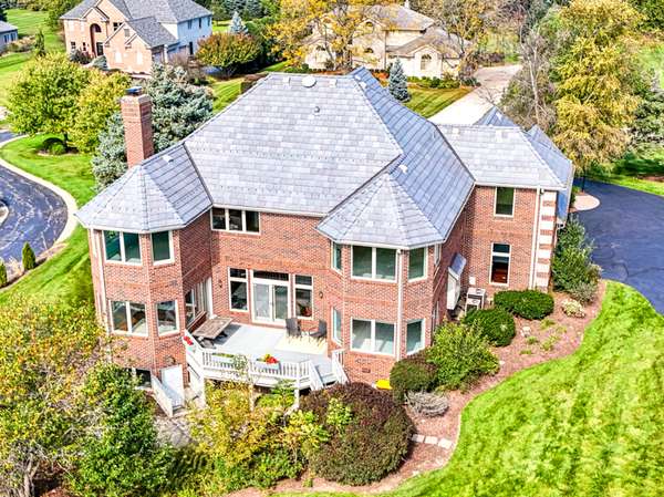 10711 Bull Valley DR, Woodstock, IL 60098