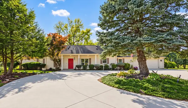 3325 Stoneybrook DR, Champaign, IL 61822