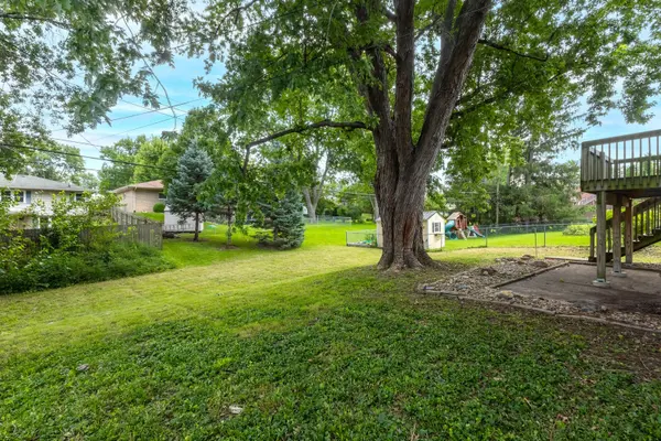 2803 N Pine ST, Davenport, IA 52804