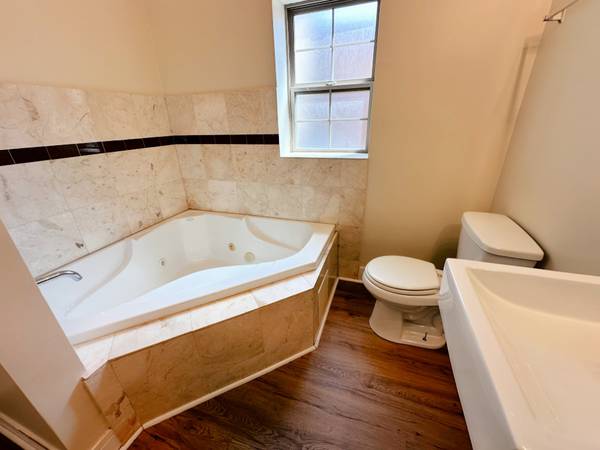 4518 N Kedzie AVE #2A, Chicago, IL 60625