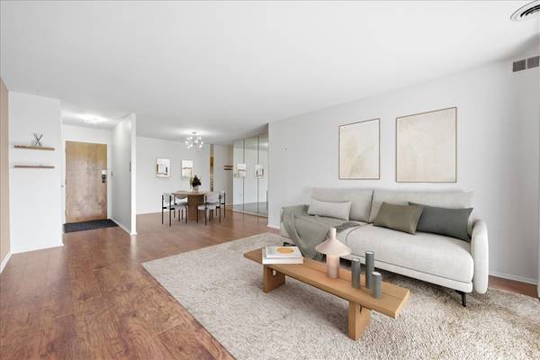 5506 LINCOLN AVE #521, Morton Grove, IL 60053