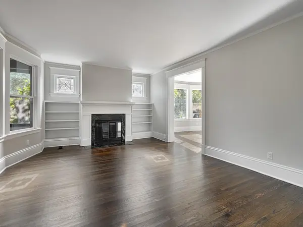 203 Chatsworth ST S, Saint Paul, MN 55105